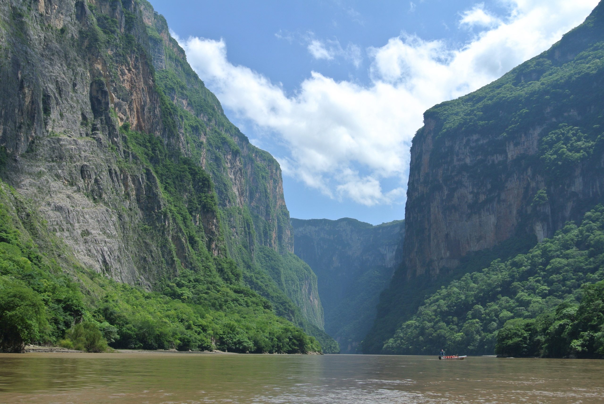 Autoridades investigan la grabación de un video porno en el Cañón del  Sumidero | La Octava