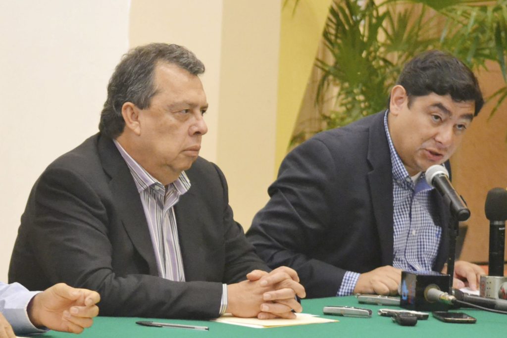 Ángel Aguirre , exgobernador de Guerrero, Iñaki Blanco, exprocurador de justicia de Guerrero. Foto: Cuartoscuro. 