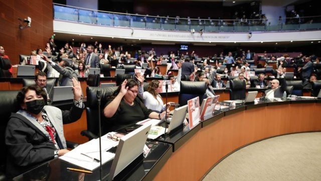 Senado aprueba reforma a la Ley de Amparo  