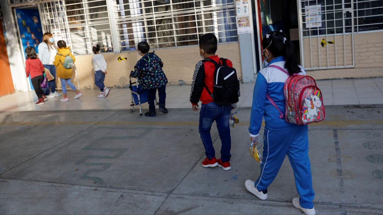 Regresan a clases preescolar, primaria y secundaria