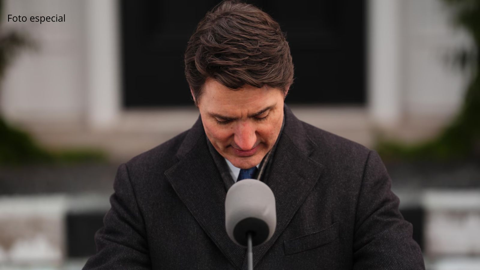 Trudeau deja liderazgo del Partido Liberal