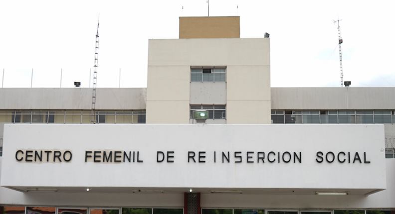 Desde la reja: internas de Tepepan rompen el silencio