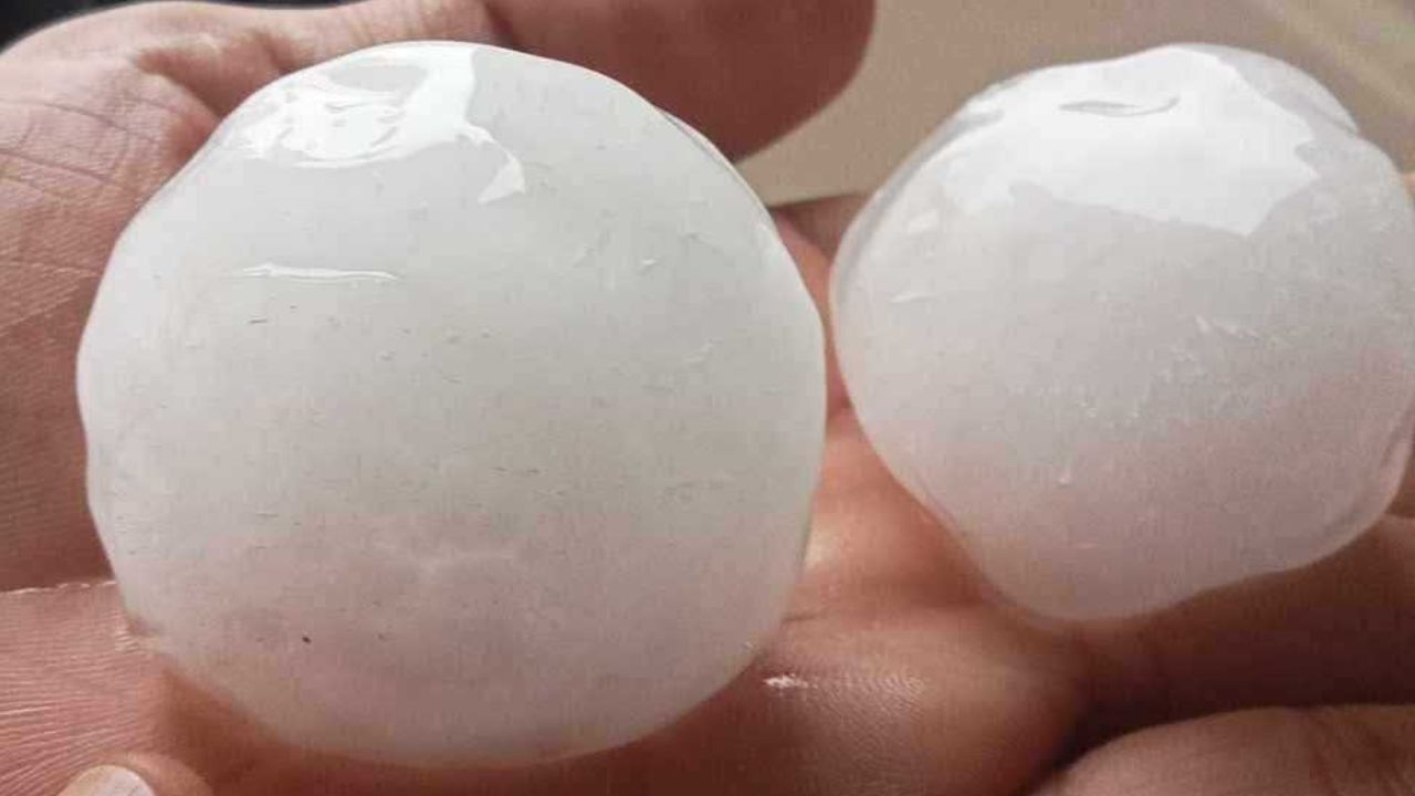 Impresionante granizada sorprende a Nuevo León