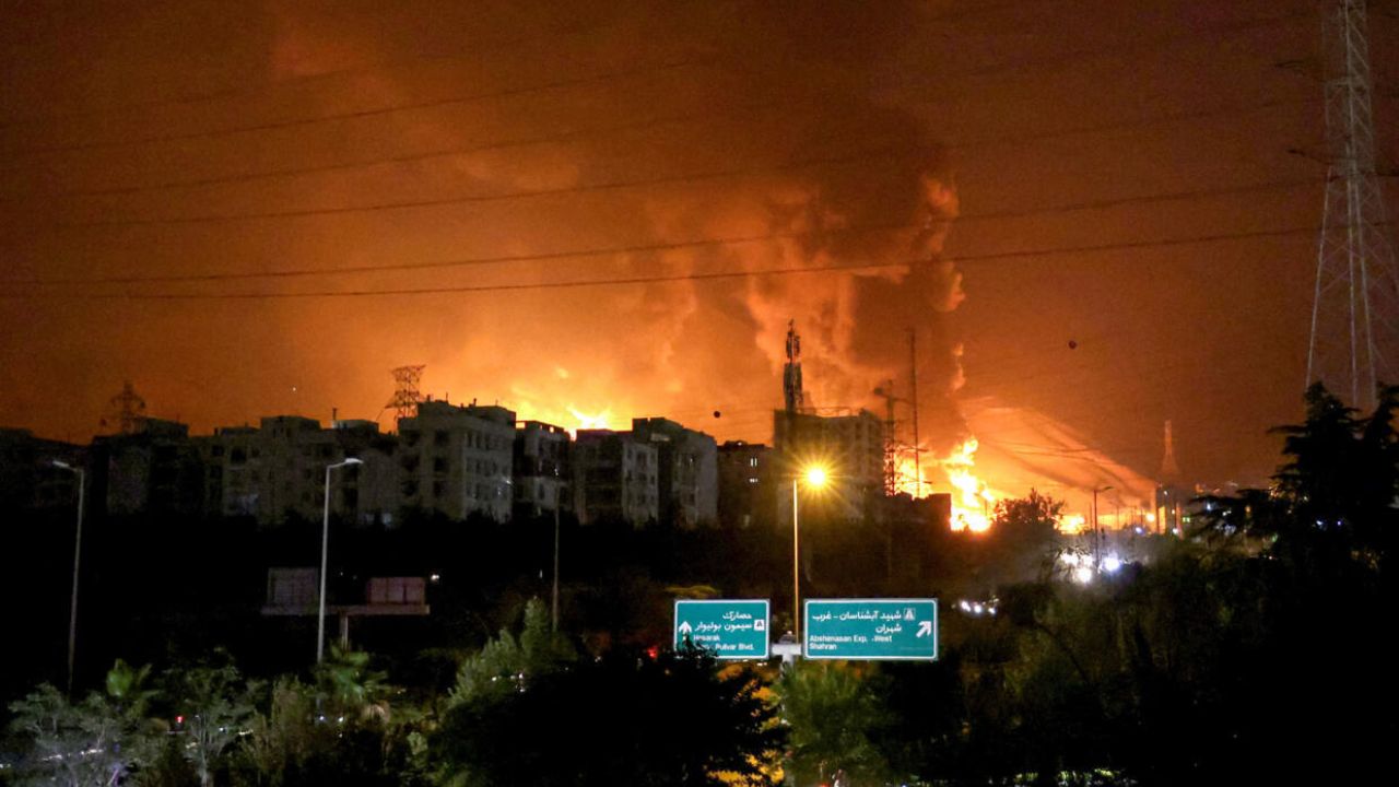 Irán lanza sexta oleada de ataques contra Israel