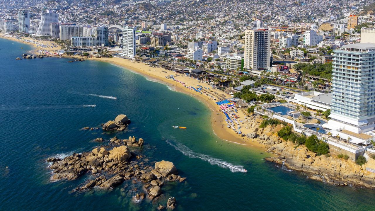 ¡Acapulco se limpia! Lanzan megaproyecto de saneamiento en su bahía  