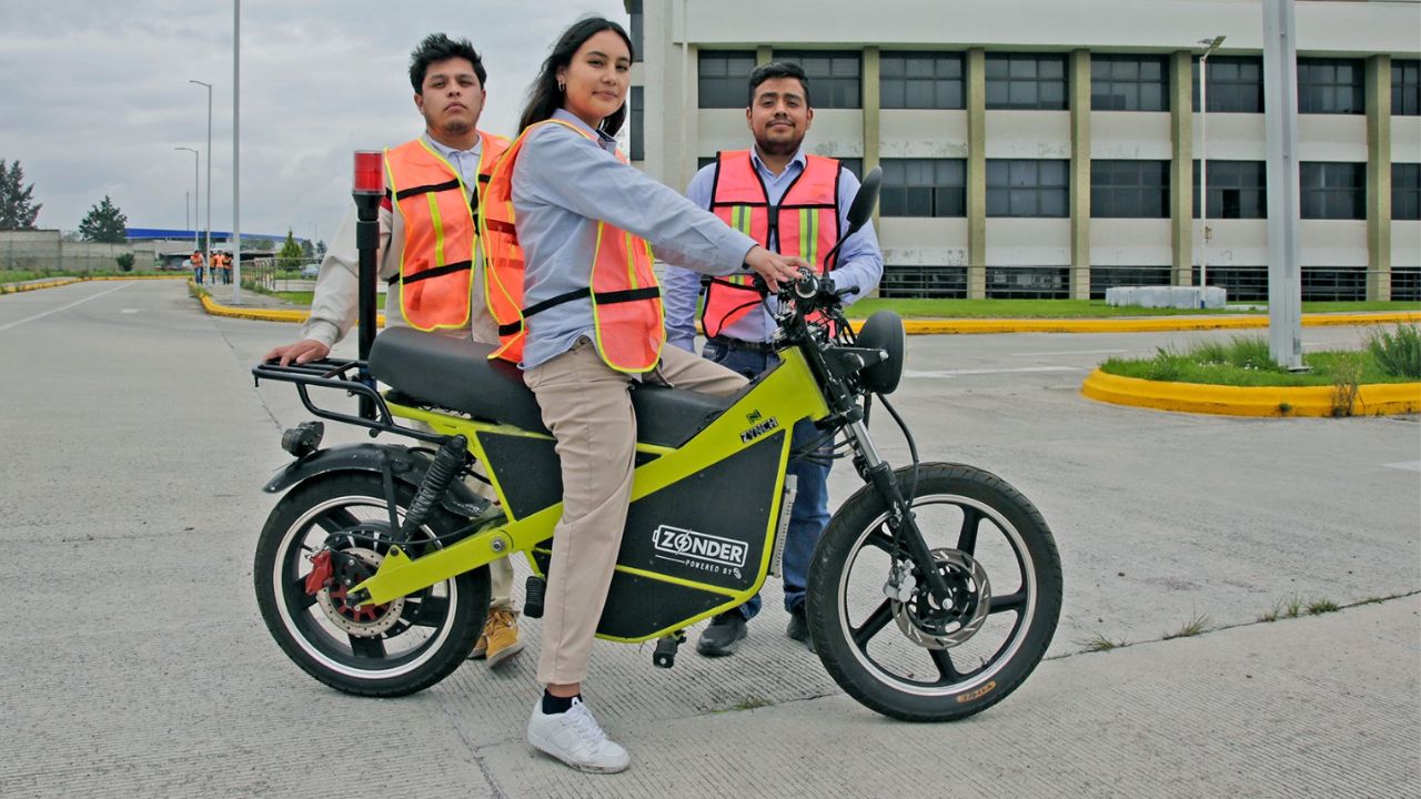 ¡Orgullo mexiquense! TESJo lanza su primera moto eléctrica