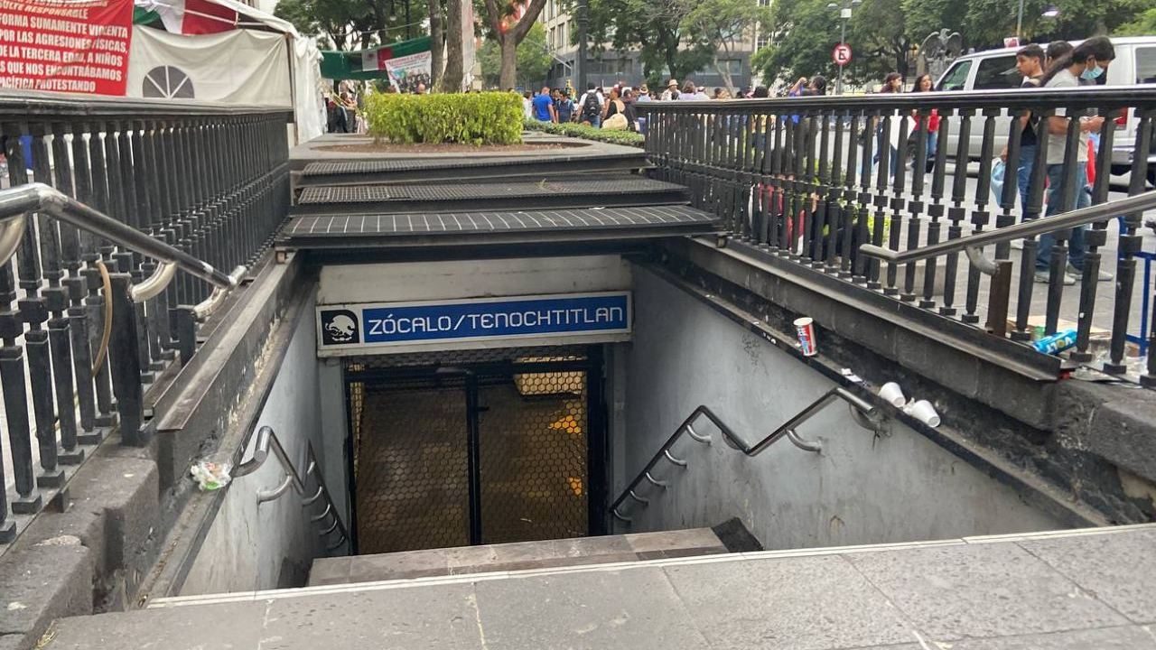 ¡Atención! Estación Zócalo del metro cerrará hasta nuevo aviso 