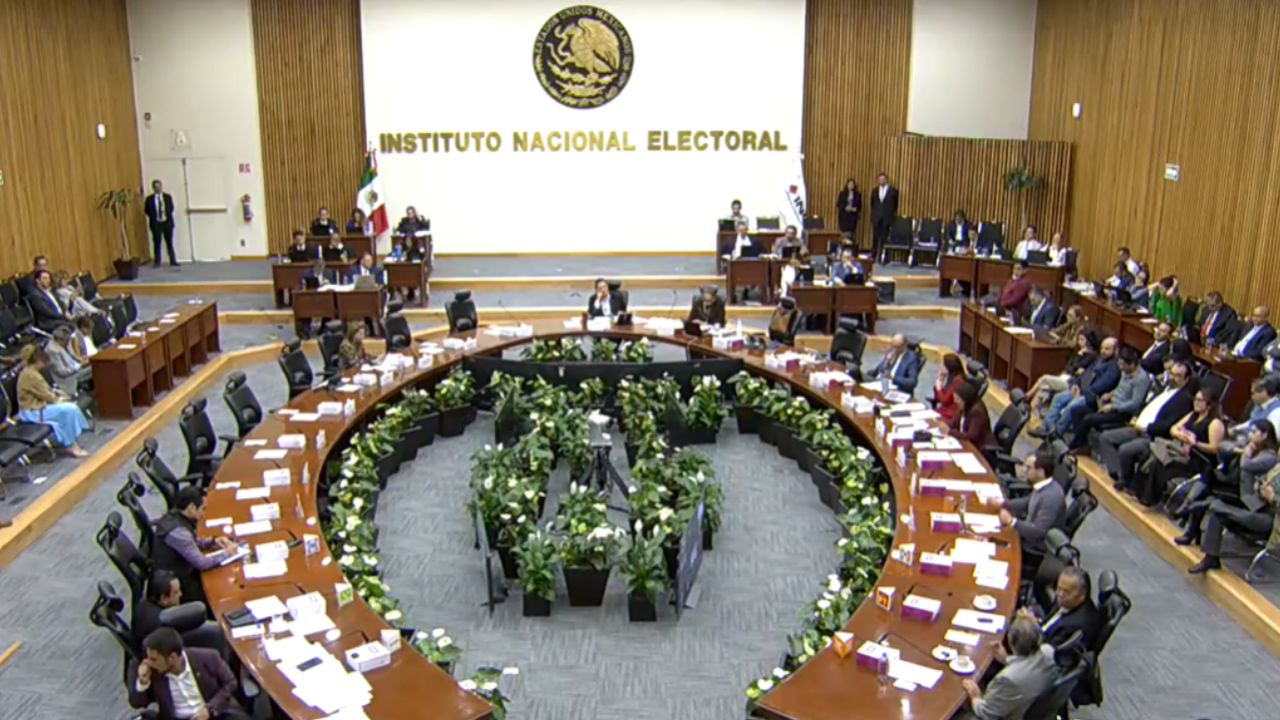 INE aprueba presupuesto base de 15 mil mdp