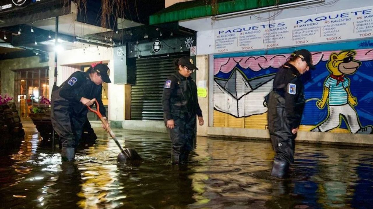 Tormentas colapsan CDMX y Edomex: activan operativo por inundaciones