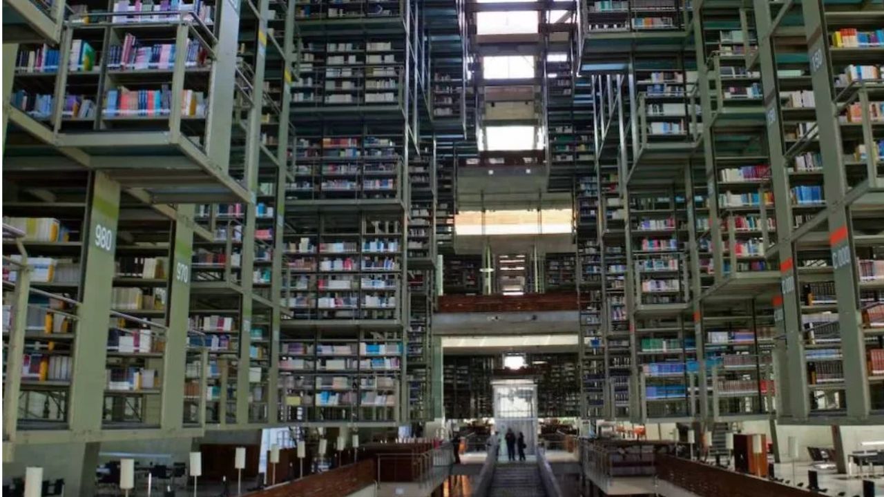 Reabre la Biblioteca Vasconcelos tras acuerdo laboral