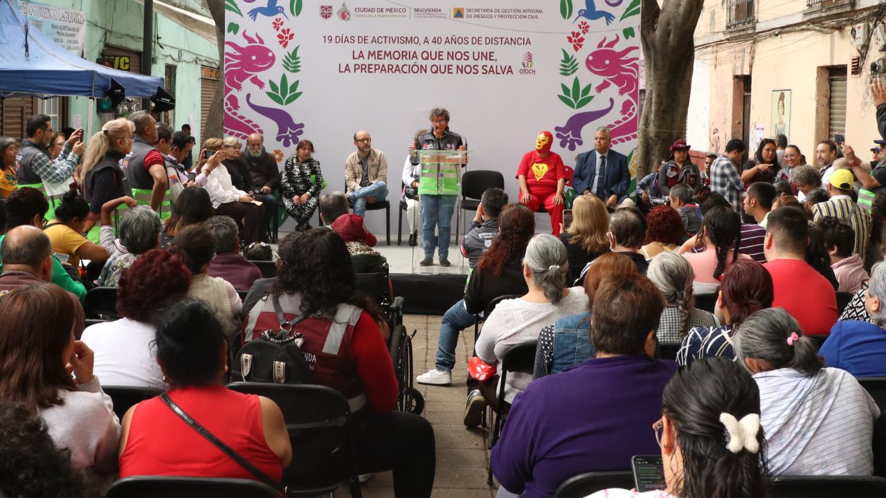 CDMX conmemora los sismos de 1985 y 2017 