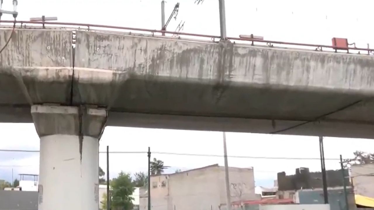 Denuncian separación en tramo elevado de Línea 12 del Metro