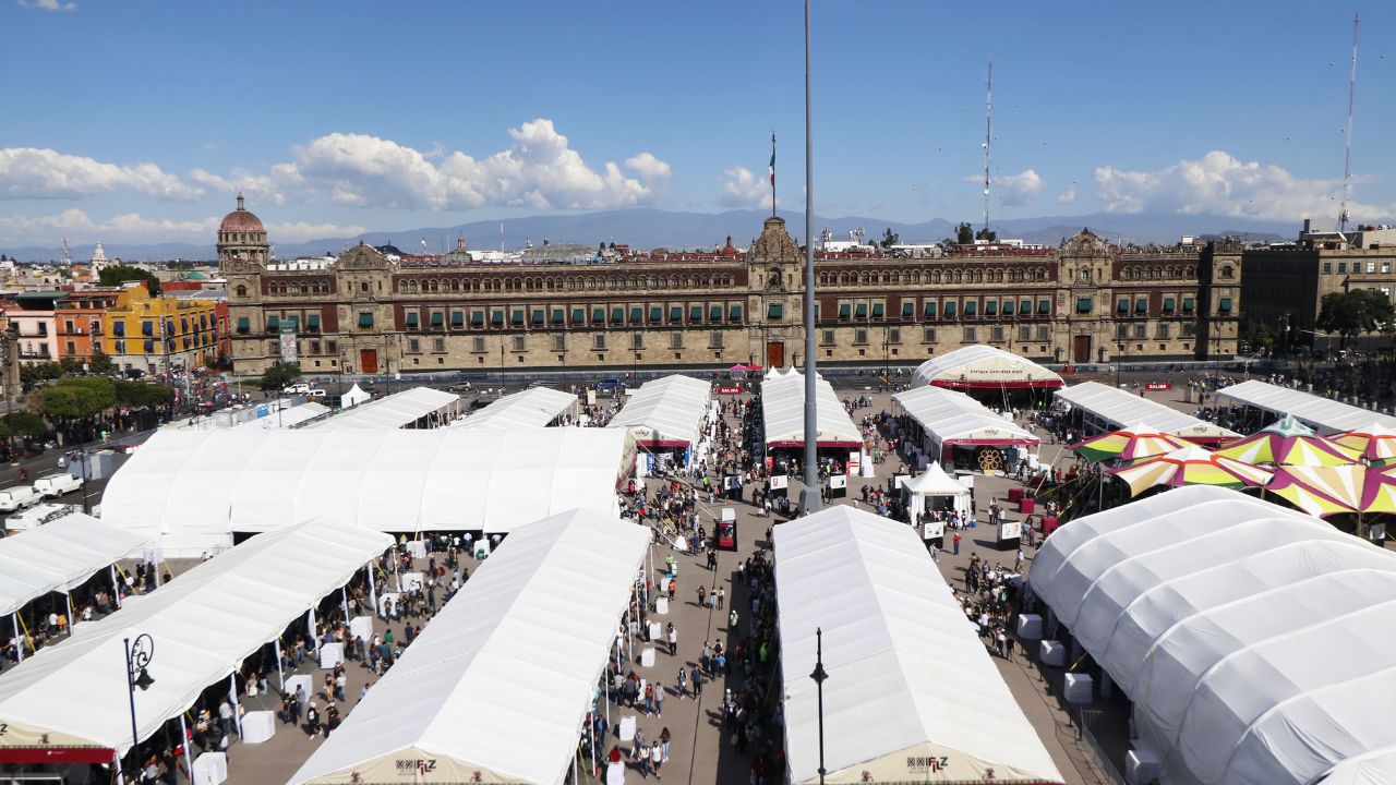 Inicia la Feria Internacional del Libro del Zócalo