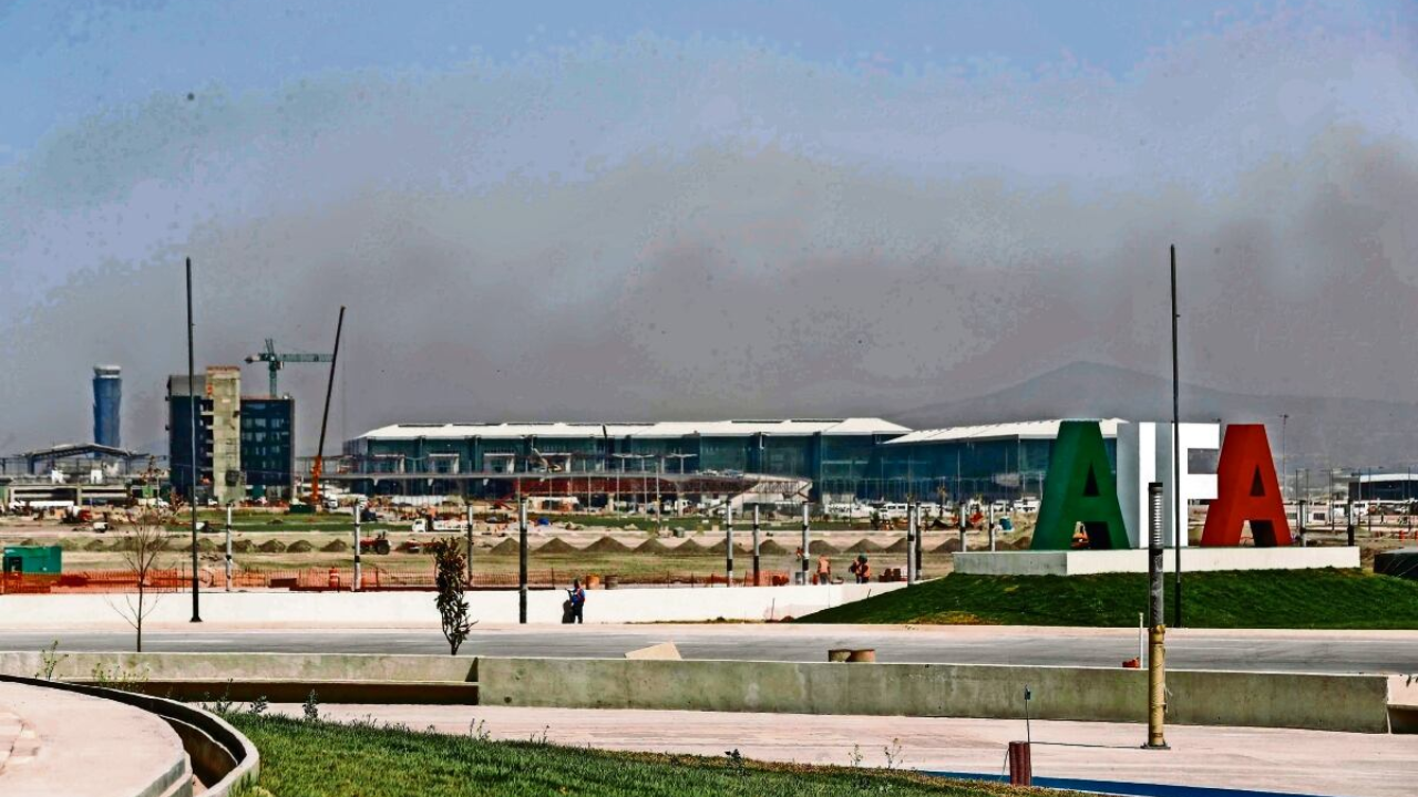 México prepara medidas tras cancelación de rutas aéreas de EU 