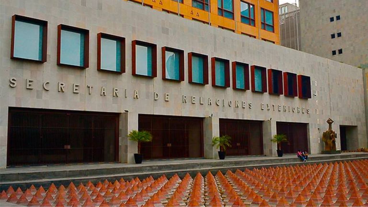 México rechaza declaración de persona non grata contra Sheinbaum