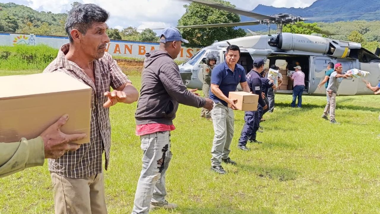 Entregan más de 100 mil despensas en Hidalgo 