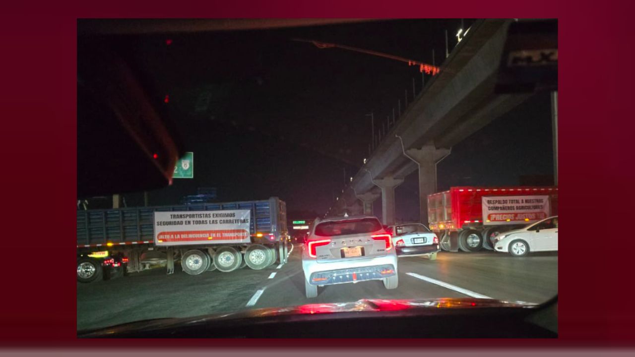 Segob pide a transportistas evitar bloqueos y acudan a la reunión