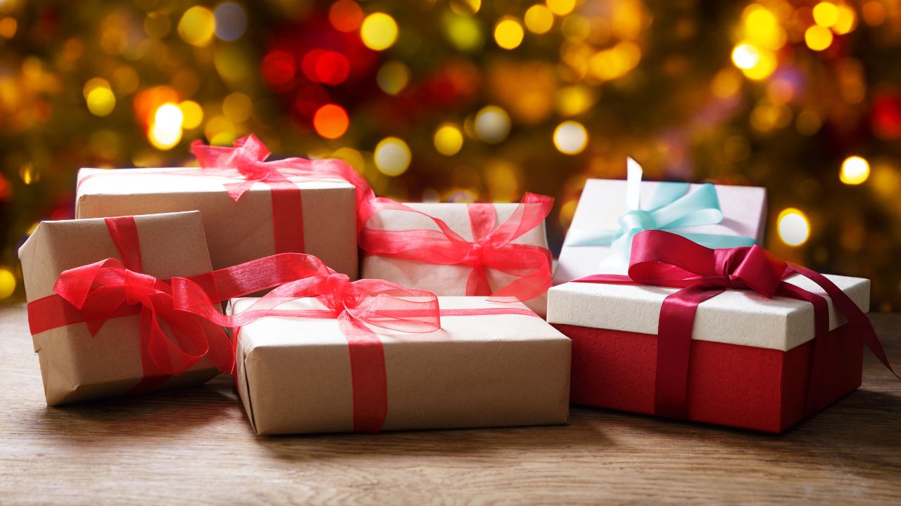 Mexicanos gastarán más en regalos este fin de año 