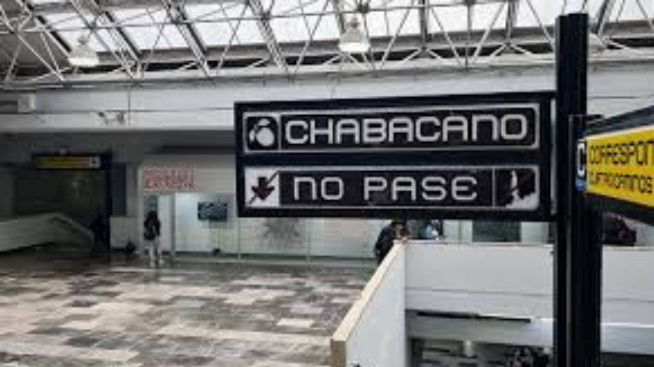 Cierra acceso en Metro Chabacano por obras
