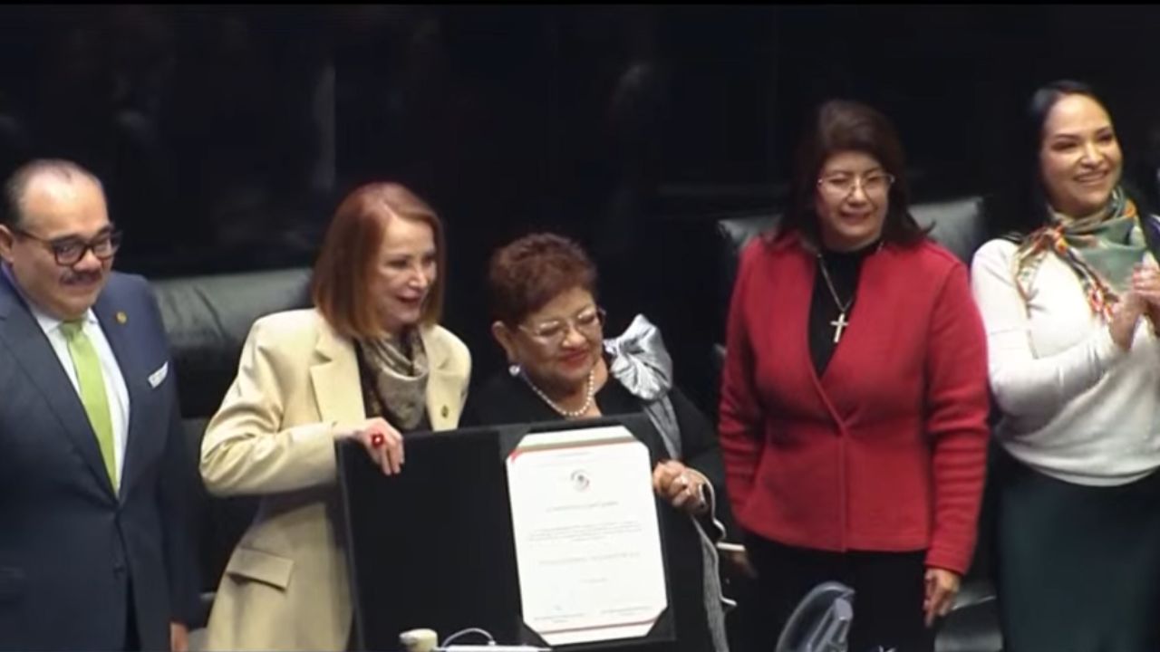 Ernestina Godoy es la nueva titular de la FGR