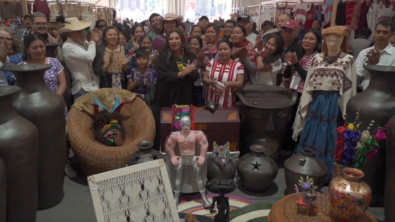¡Artesanía y cultura en el Zócalo!
