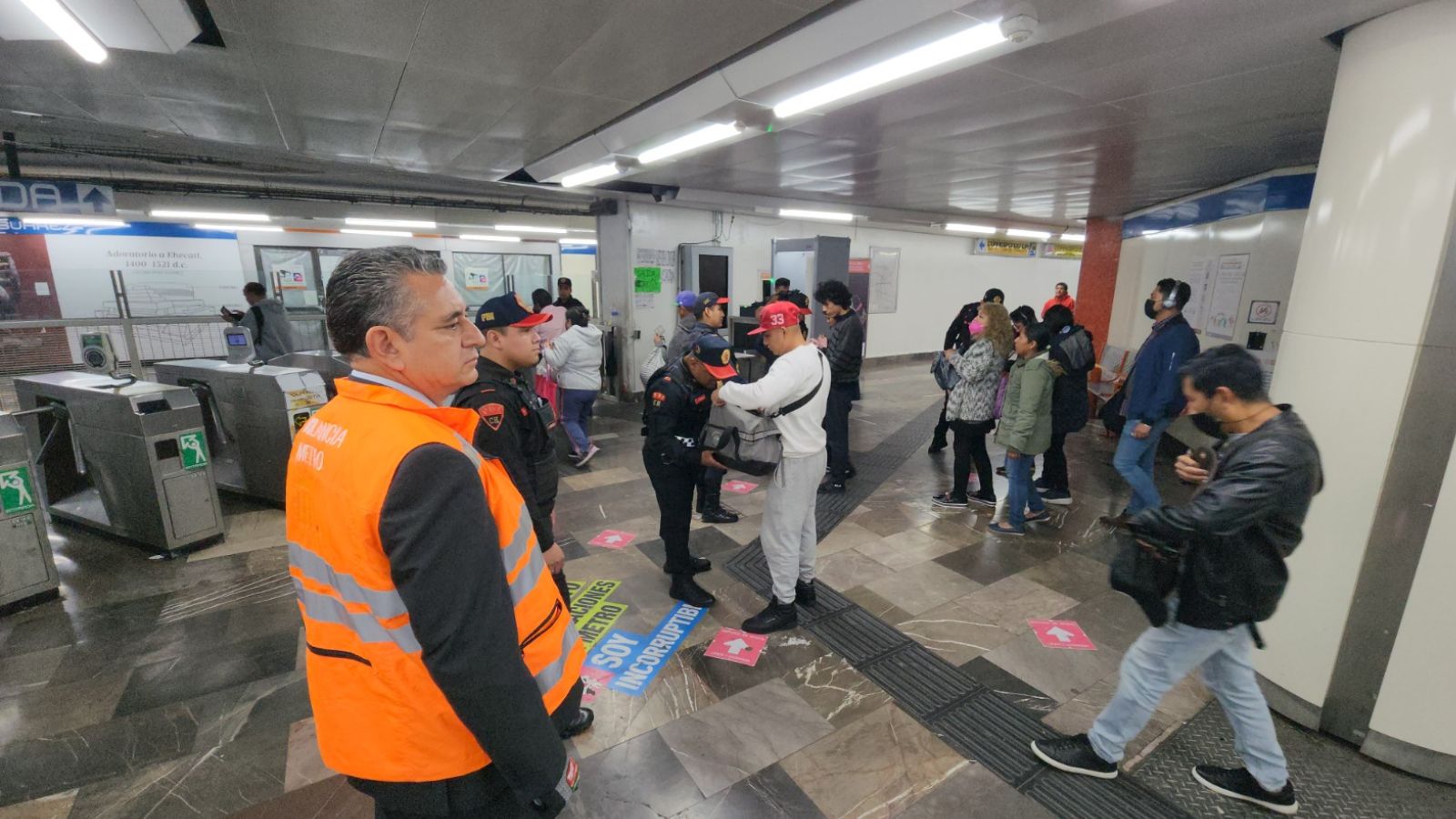 El Metro aplica el operativo Cero Pirotecnia