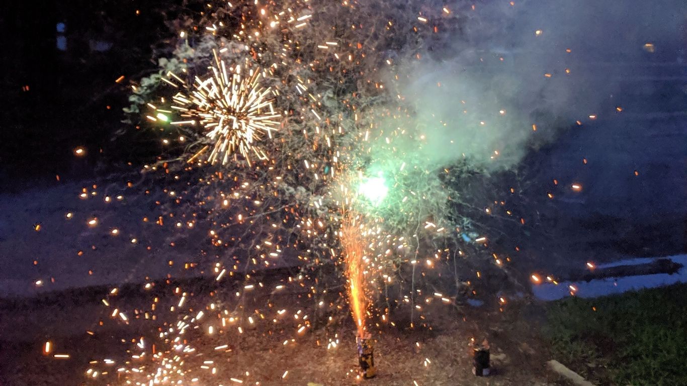 Edomex pide celebrar Año Nuevo sin pirotecnia 