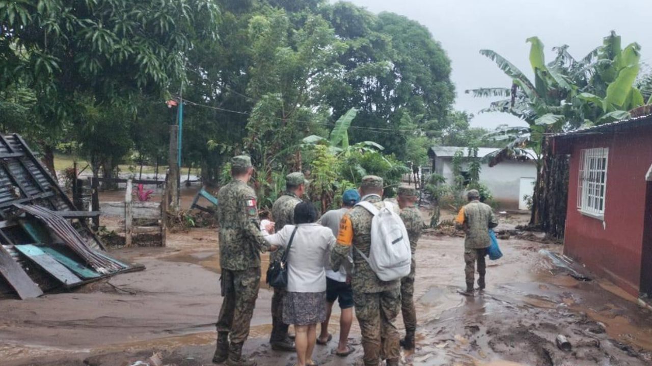 Activan Plan DN-III-E por inundaciones en Veracruz