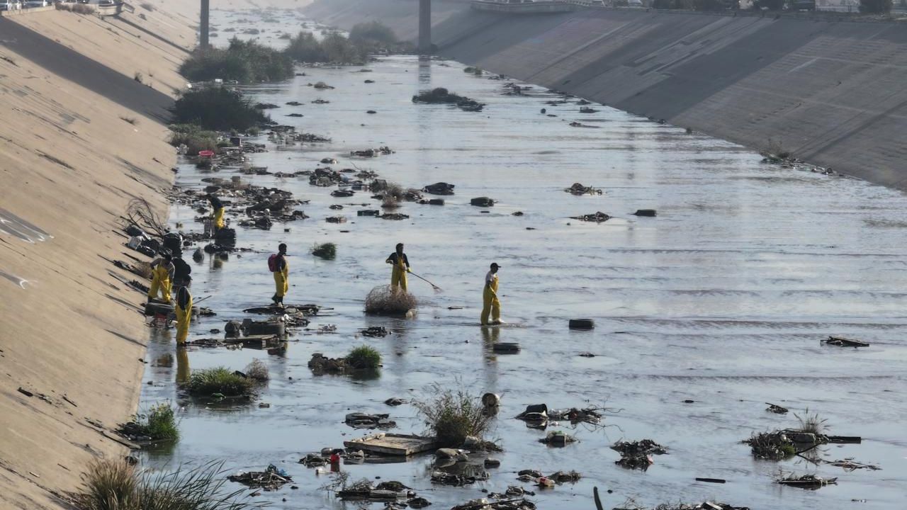 Trump exige a México atender contaminación del río Tijuana