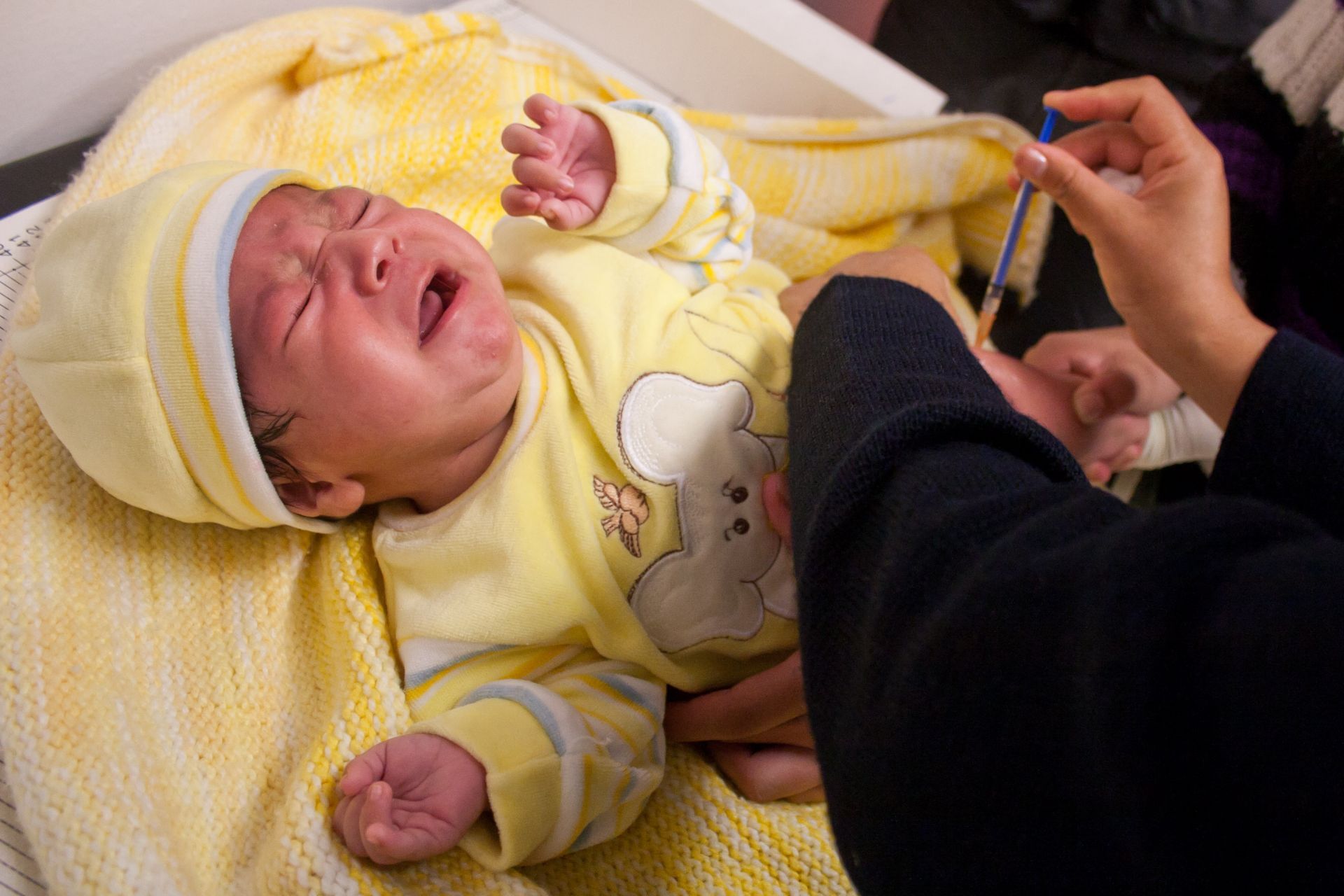 ¿Qué es la enfermedad de ‘mano, pie y boca’ y por qué preocupa?