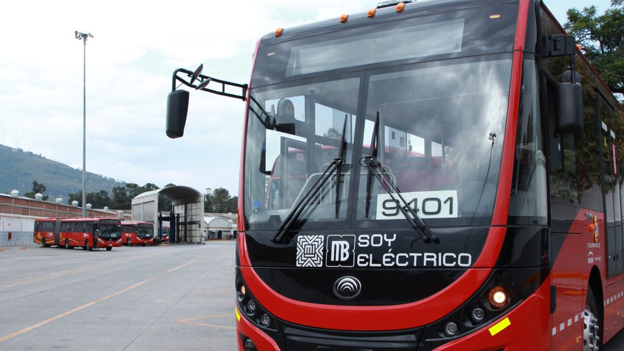 Arranca ruta eléctrica “Quetzalcóatl” del Metrobús en la CDMX