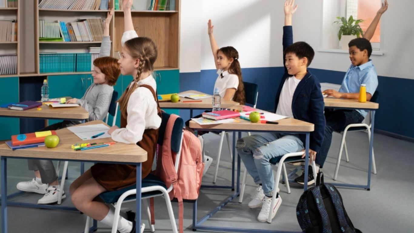 Hoy regresan a clases 23.4 millones de estudiantes 