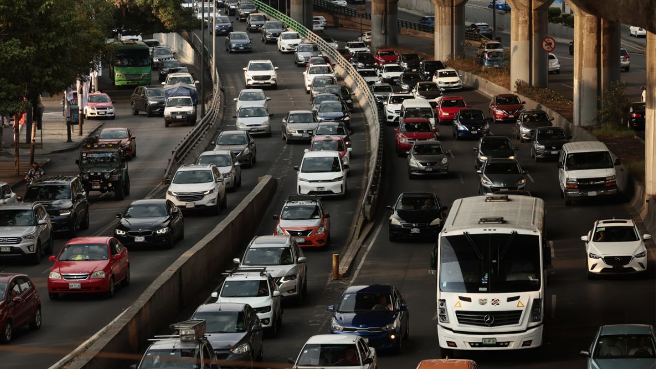 CDMX ahogada en el tráfico: la más congestionada del planeta
