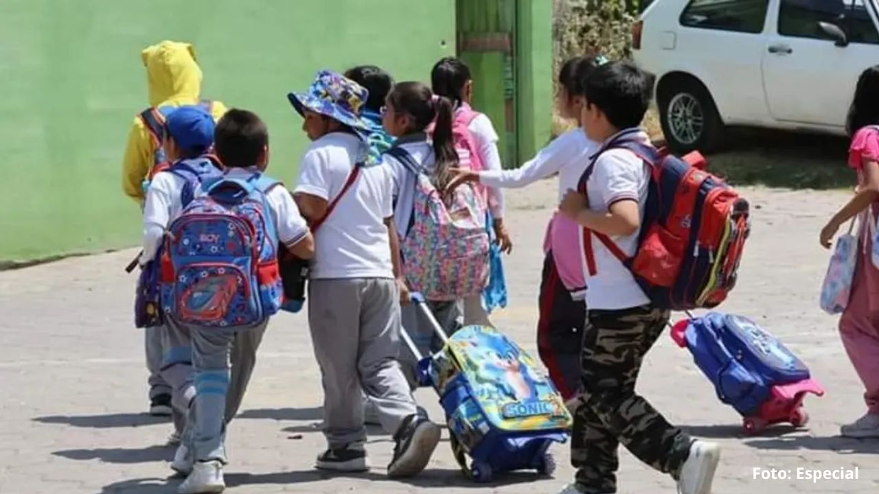 Se acabaron las vacaciones, el lunes regresan a clases millones de estudiantes