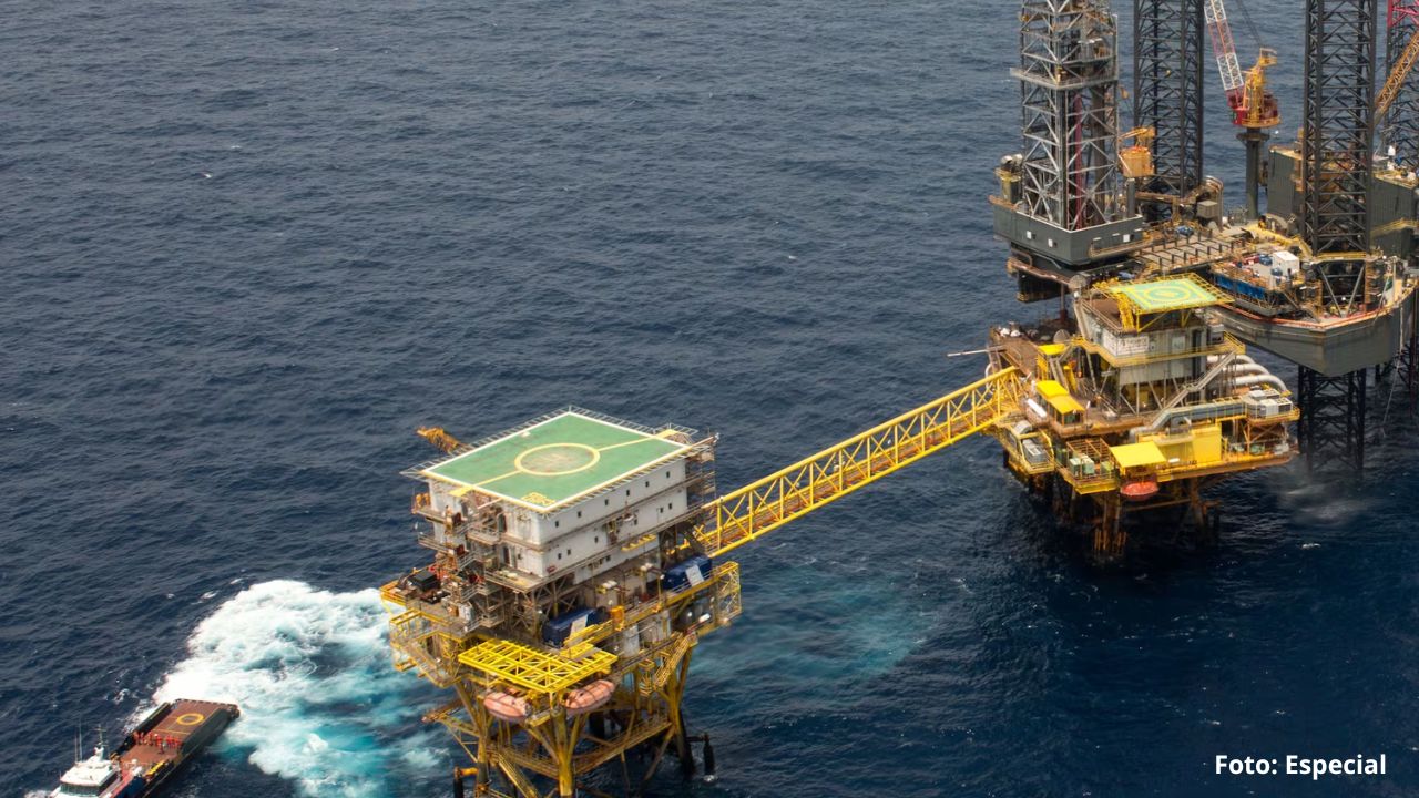 Sheinbaum niega que se envíe más petróleo a Cuba