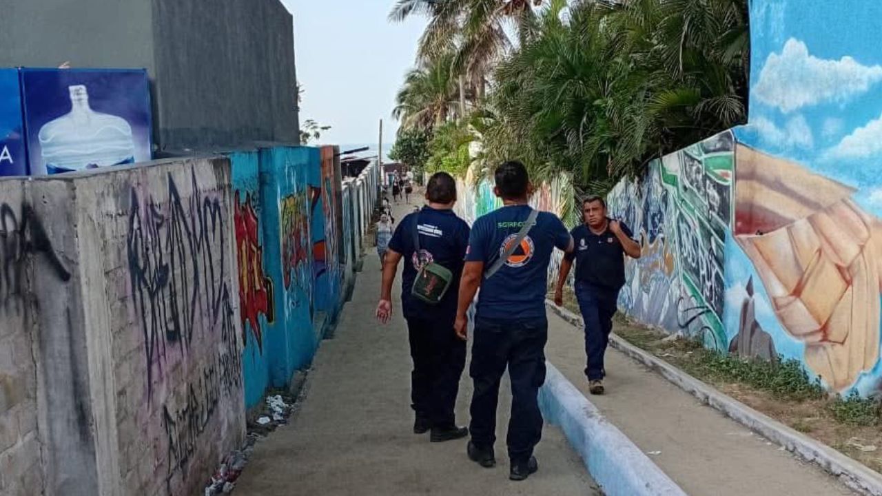 Reportan deslaves en carreteras tras sismo en Guerrero