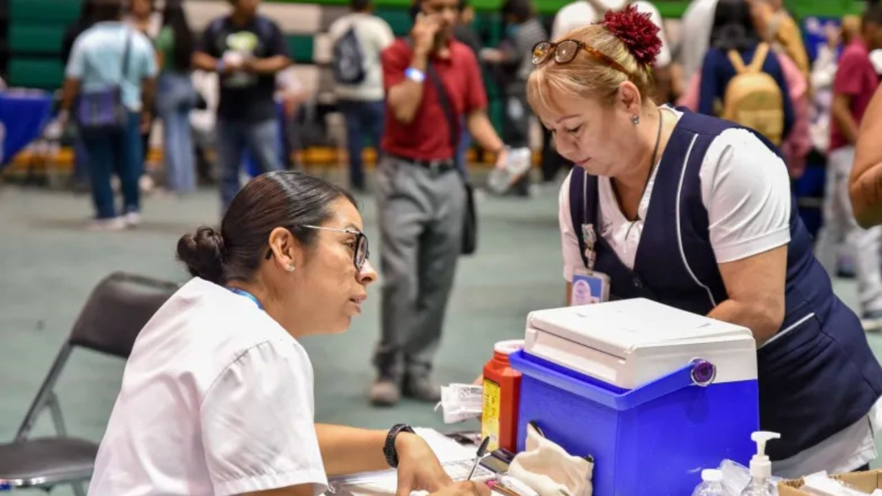 Instalarán puestos públicos de vacunación contra de sarampión