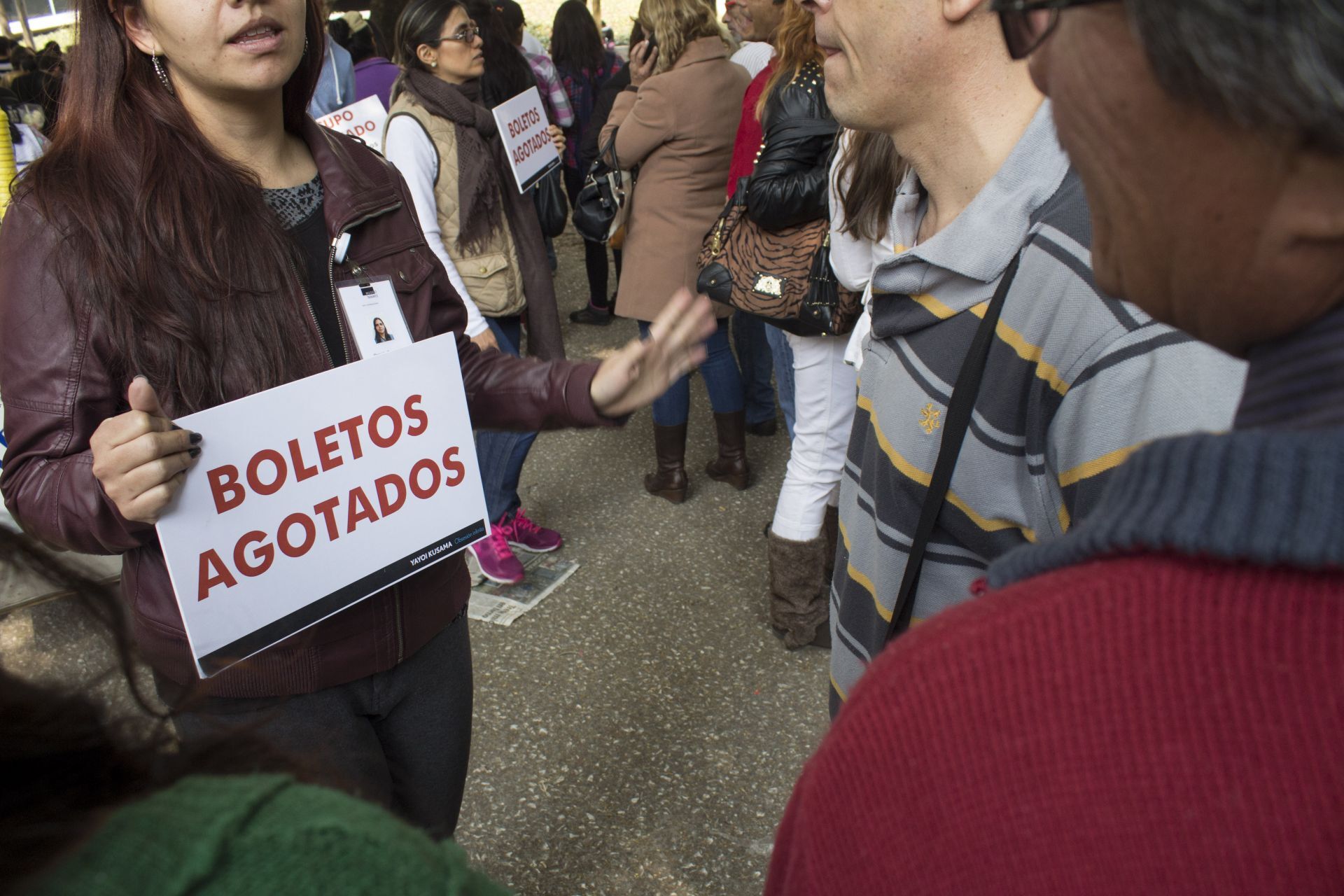 Reventa ilegal y detenciones arbitrarias: el negocio detrás de los conciertos en la CDMX