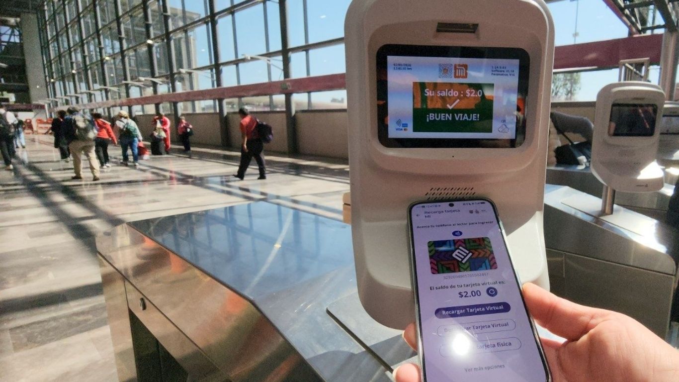 Usa la tarjeta virtual del Metro y recarga desde tu celular