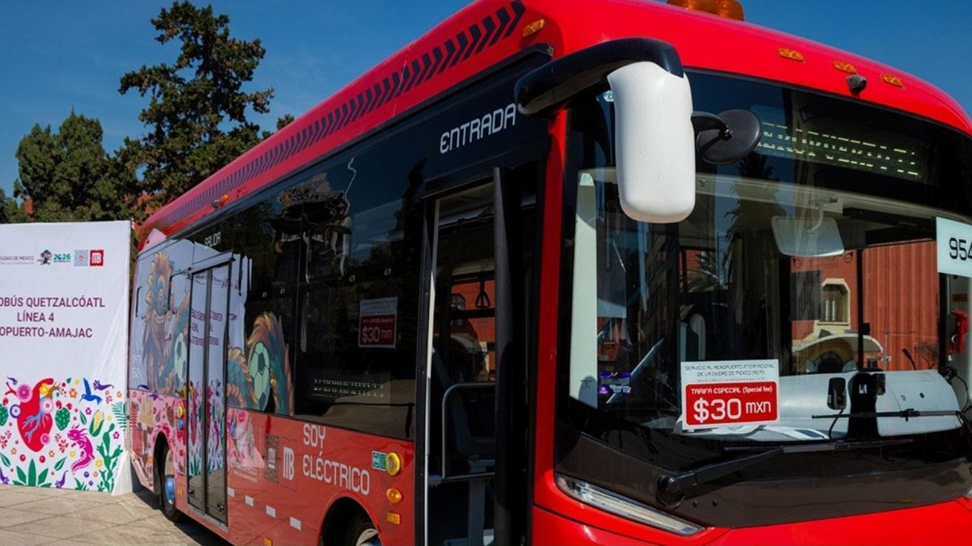 Metrobús Línea 4 suma autobuses al aeropuerto