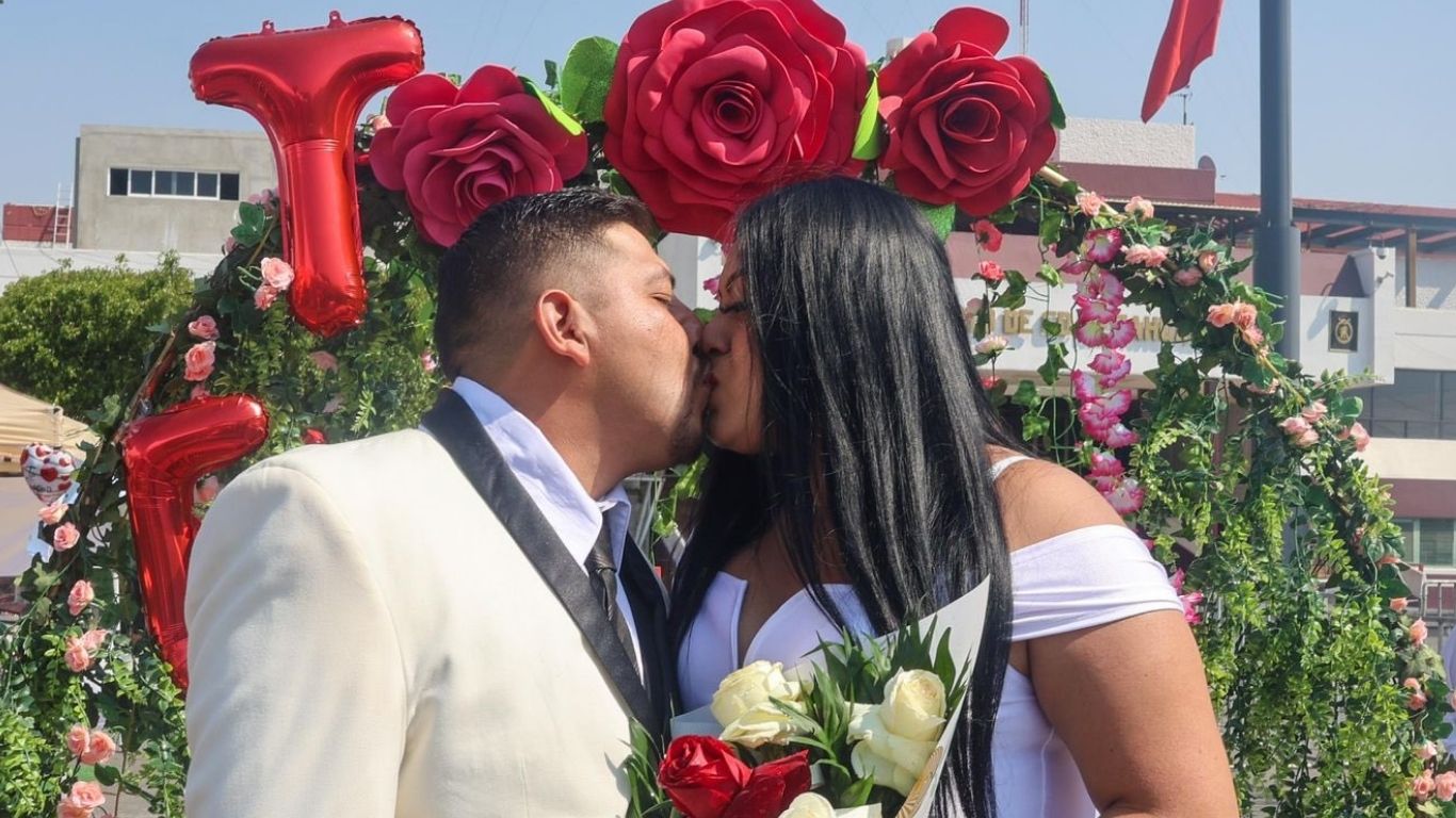 950 parejas dieron el sí en Matrimonios Colectivos en Neza