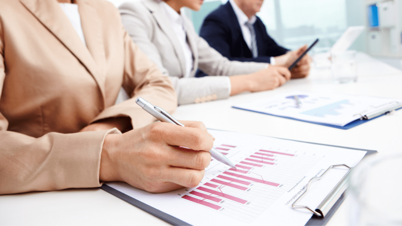 Frente Nacional rechaza reducción de la jornada laboral