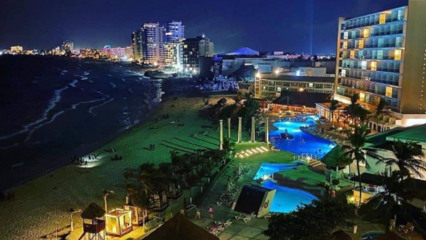 EU advierte riesgos en Cancún, Playa del Carmen y Tulum