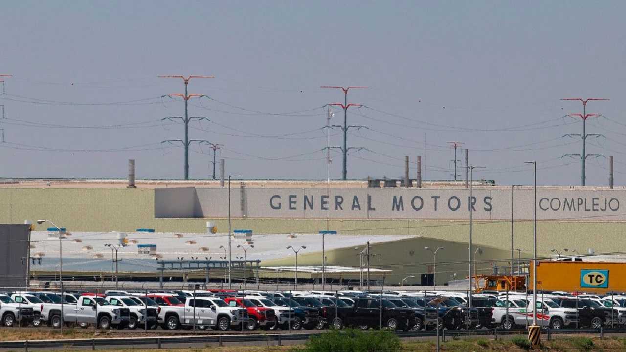 Mil trabajadores de GM fueron despedidos