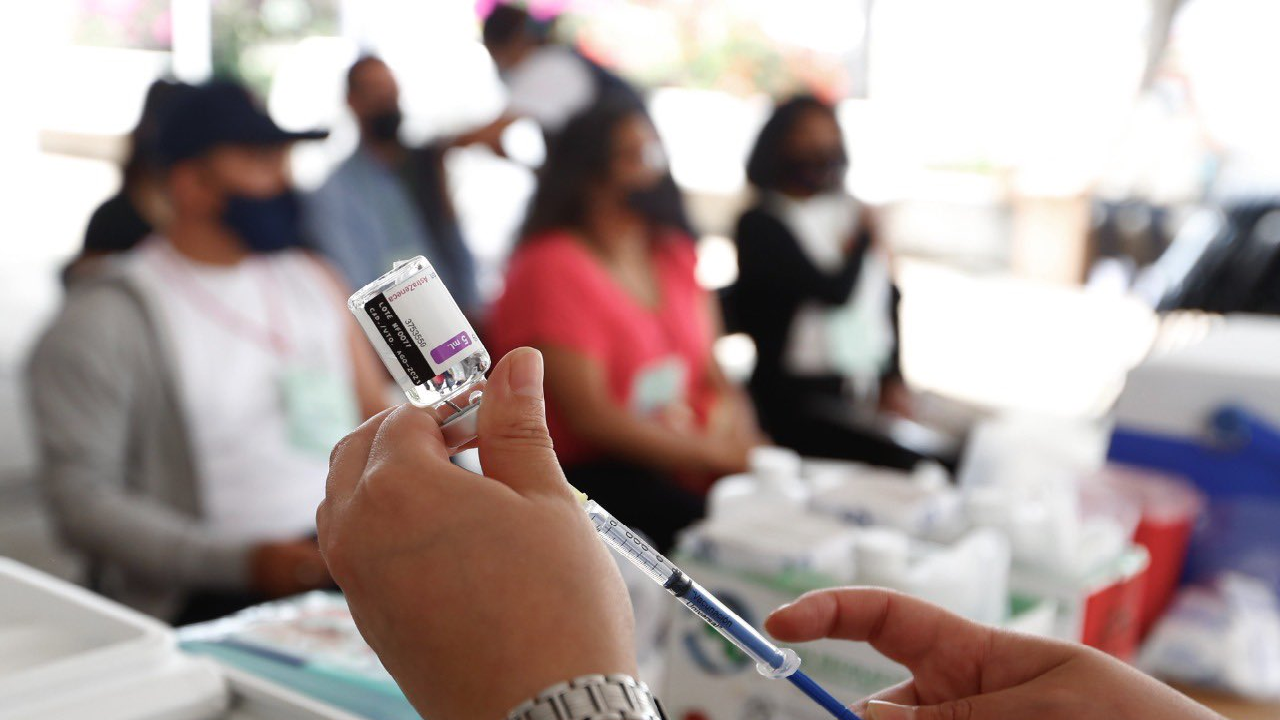 CDMX instala megacentro de vacunación contra Covid y sarampión 