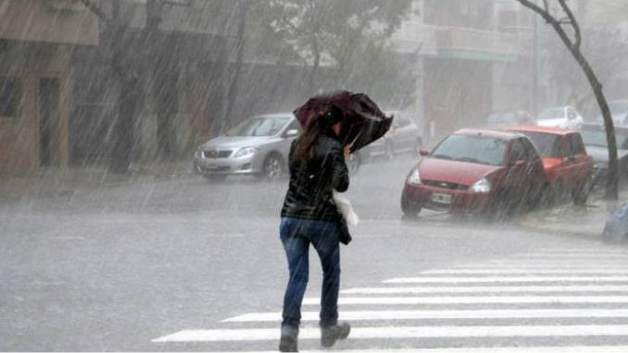 ¡Saque su paraguas! Se esperan lluvias fuertes
