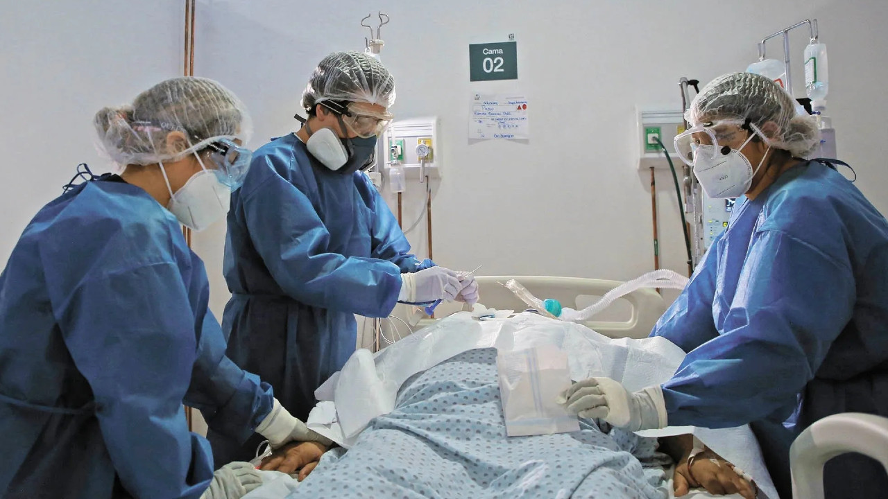 IMSS inicia reclutamiento de Médicos Especialistas