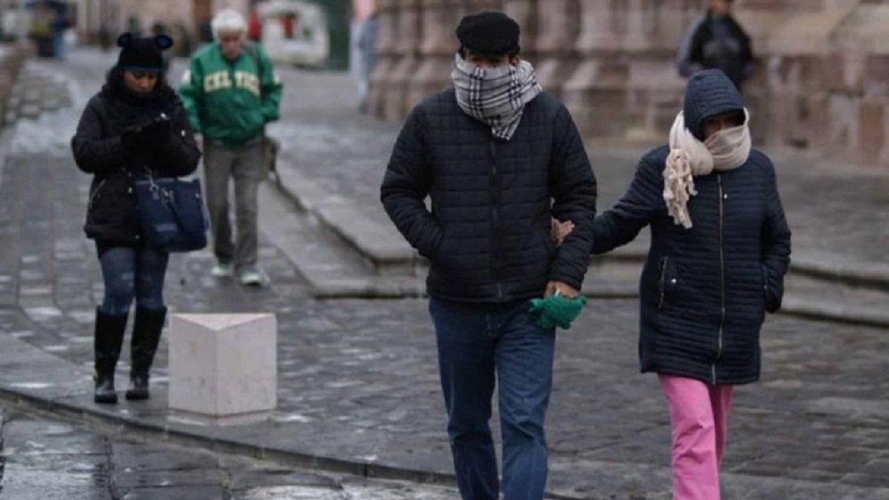 ¡No guarde el abrigo! Alerta por bajas temperaturas en la CDMX