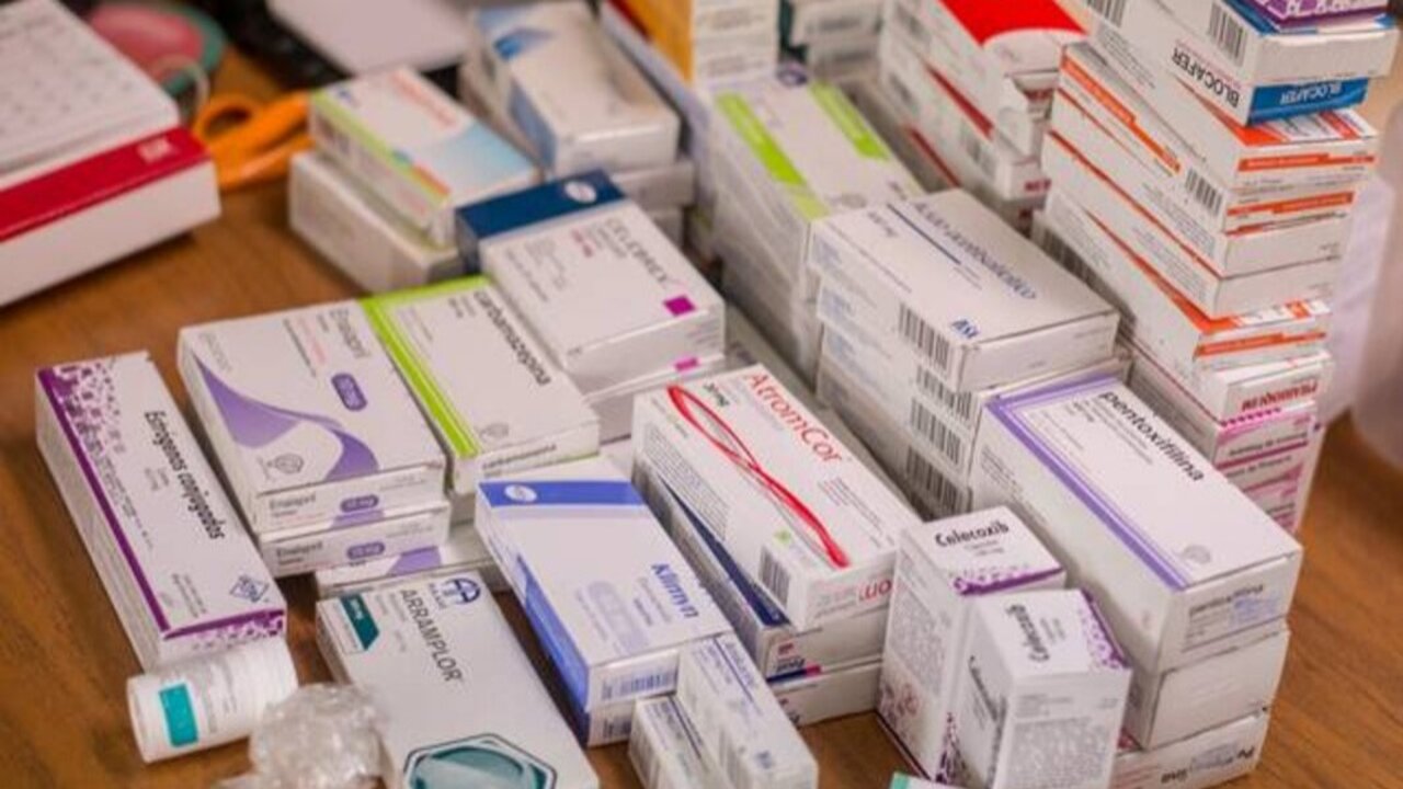 Gobierno activa sistema para monitorear abasto de medicinas