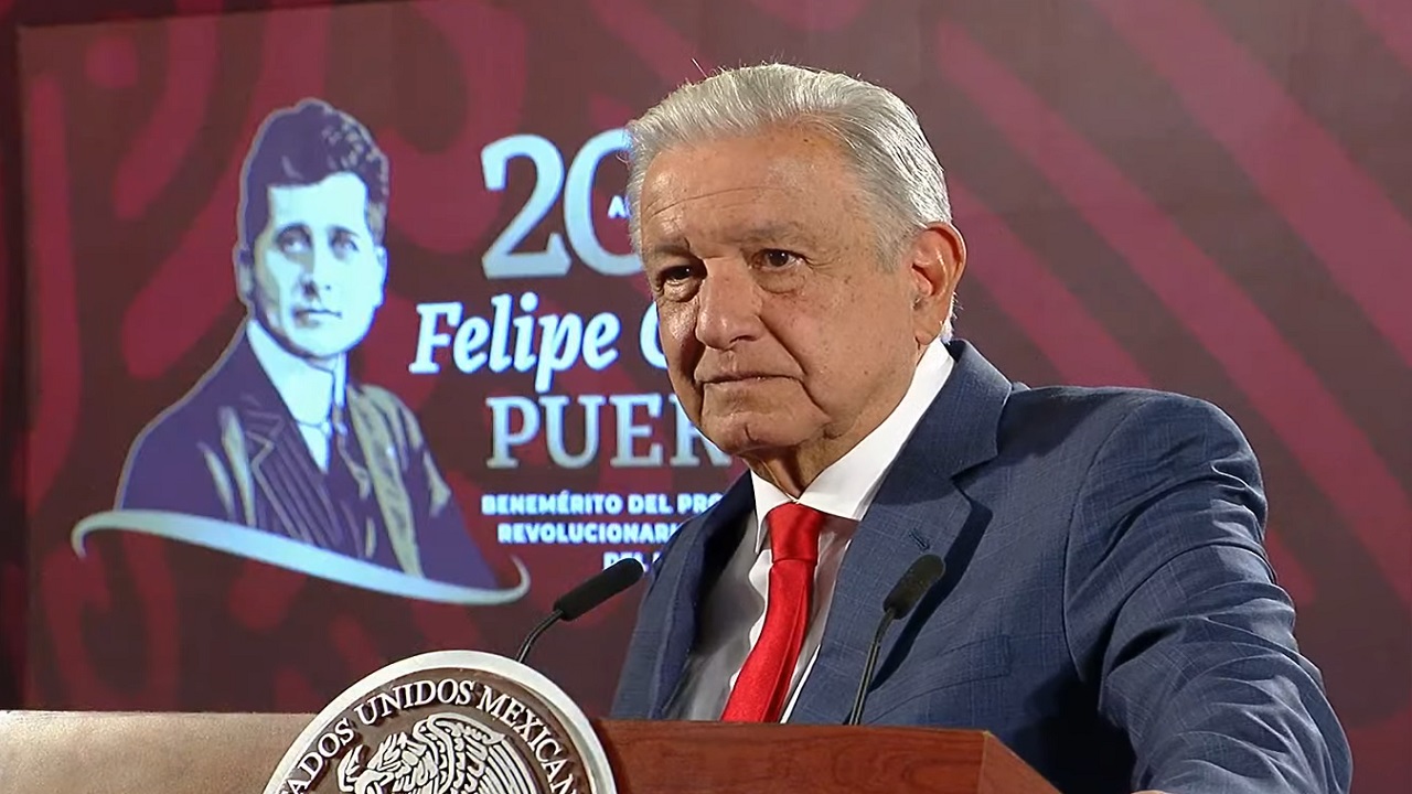 Atrás del bloqueo de ejidatarios de Santa Rita Tlahuapan podría estar Antorcha Campesina: AMLO